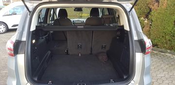 Fahrzeugabbildung Ford S-MAX Titanium