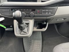 Fahrzeugabbildung Volkswagen T6.1 Caravelle Comfort Navi LED el.Tür Klimaaut.