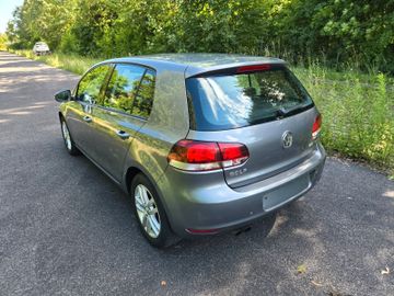 Volkswagen Golf - 4