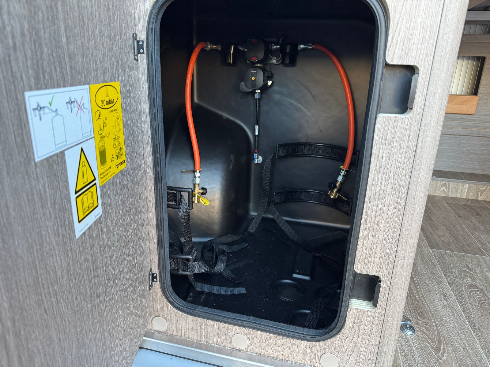 Fahrzeugabbildung Pössl 600 2WIN R PLUS CITROEN SCHLAFDACH AHK KAMERA