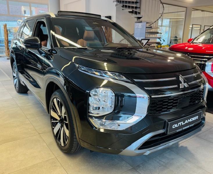 Mitsubishi Outlander 2.4L PHEV TOP Luxury-Paket