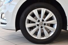 VW Polo VI 1.5 TSI Highline~Automatik~Apple~LED