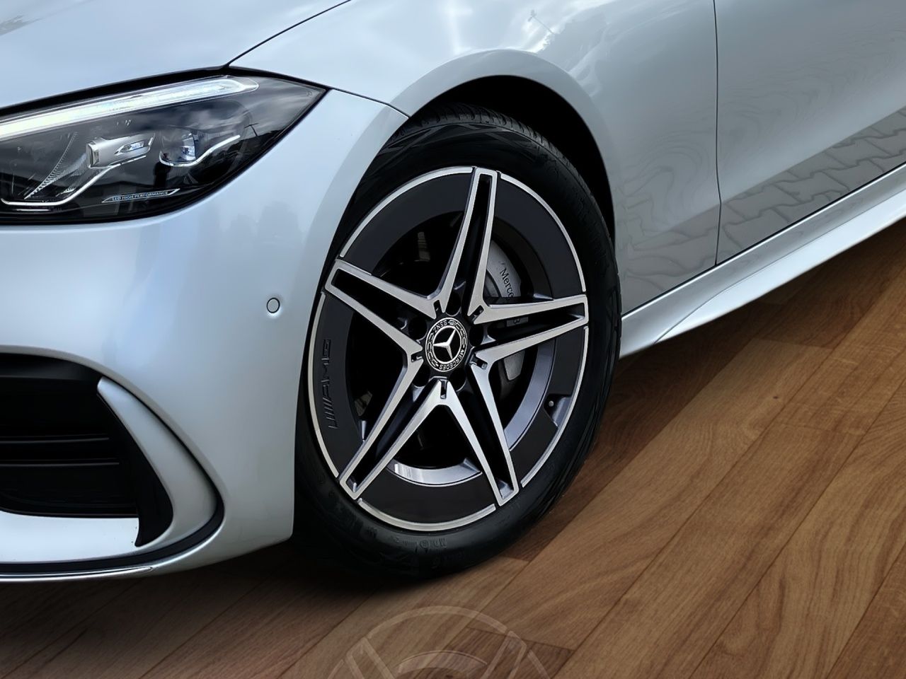 Fahrzeugabbildung Mercedes-Benz C 220 d T AMG Pano+Totw+LED+Ambi+Kamera+EasyPack