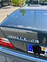 Mercedes-Benz 300 CE 24 V Cabrio - Mercedes-Benz E 300 aus 1993