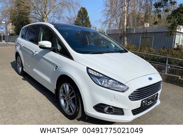 Ford S-Max Titanium_PANORAMA_NAVI_KEYLESS_EU 6_PDC_