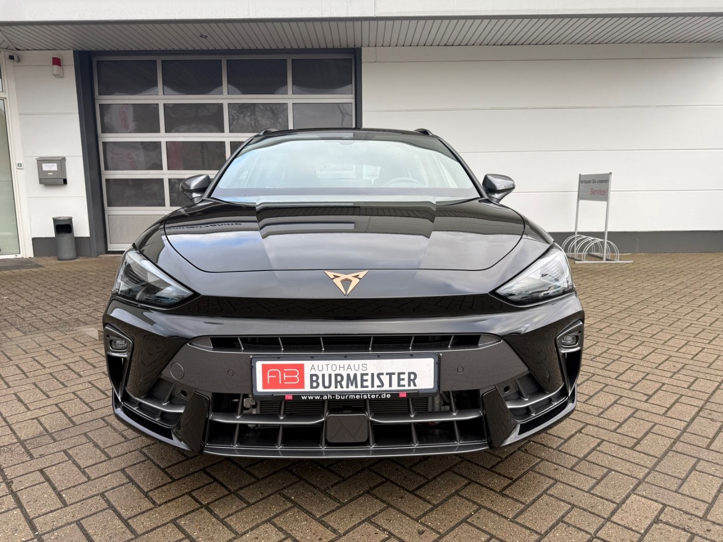 Fahrzeugabbildung CUPRA Leon Sportstourer 1.5 e-Hybrid AHK-klappbar Digi