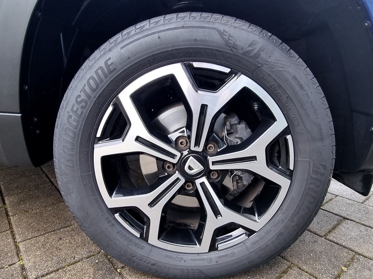 Fahrzeugabbildung Dacia Duster Prestige TCe 130