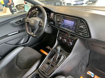 MYAUTOCENTER – Gebraucht- und Jahreswagen mit Werkstattservice in Pfaffenhofen Seat Leon *KEYLES*PANO*ACC*LED*PDCCAM*FR*ALCANTARA*