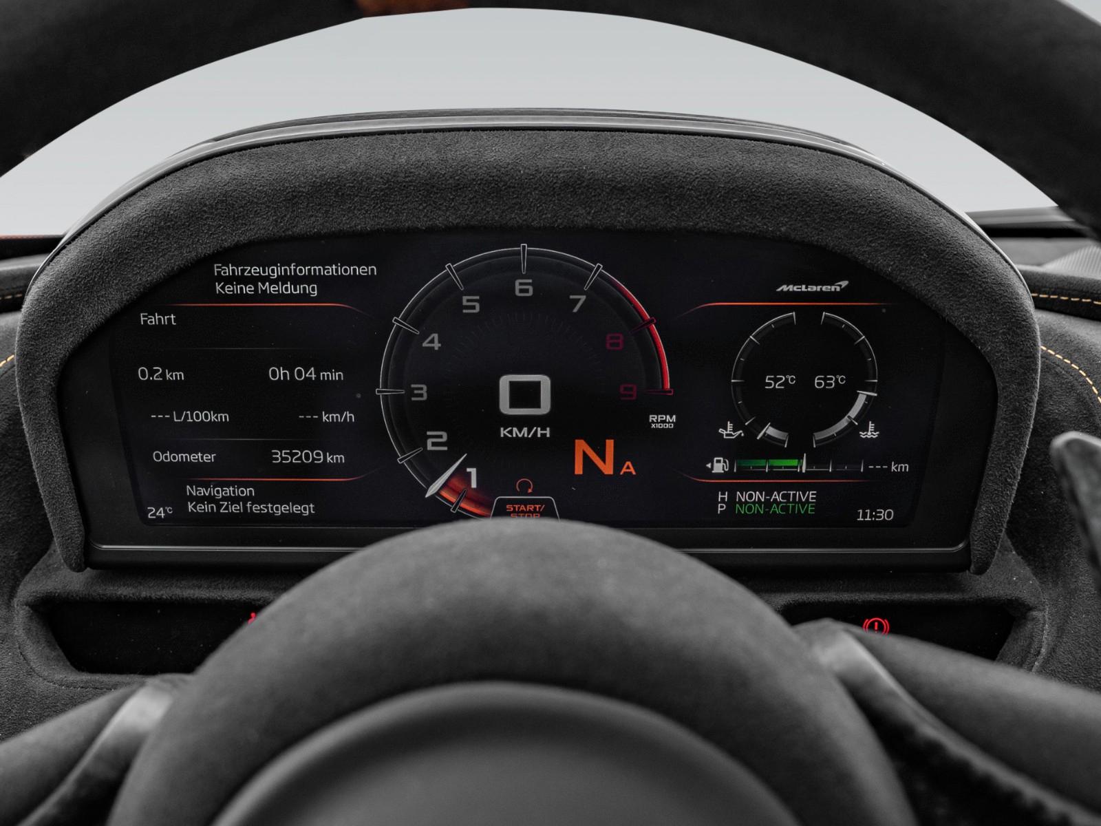 McLaren 765LT Coupé | Racing Seats | Engine Window