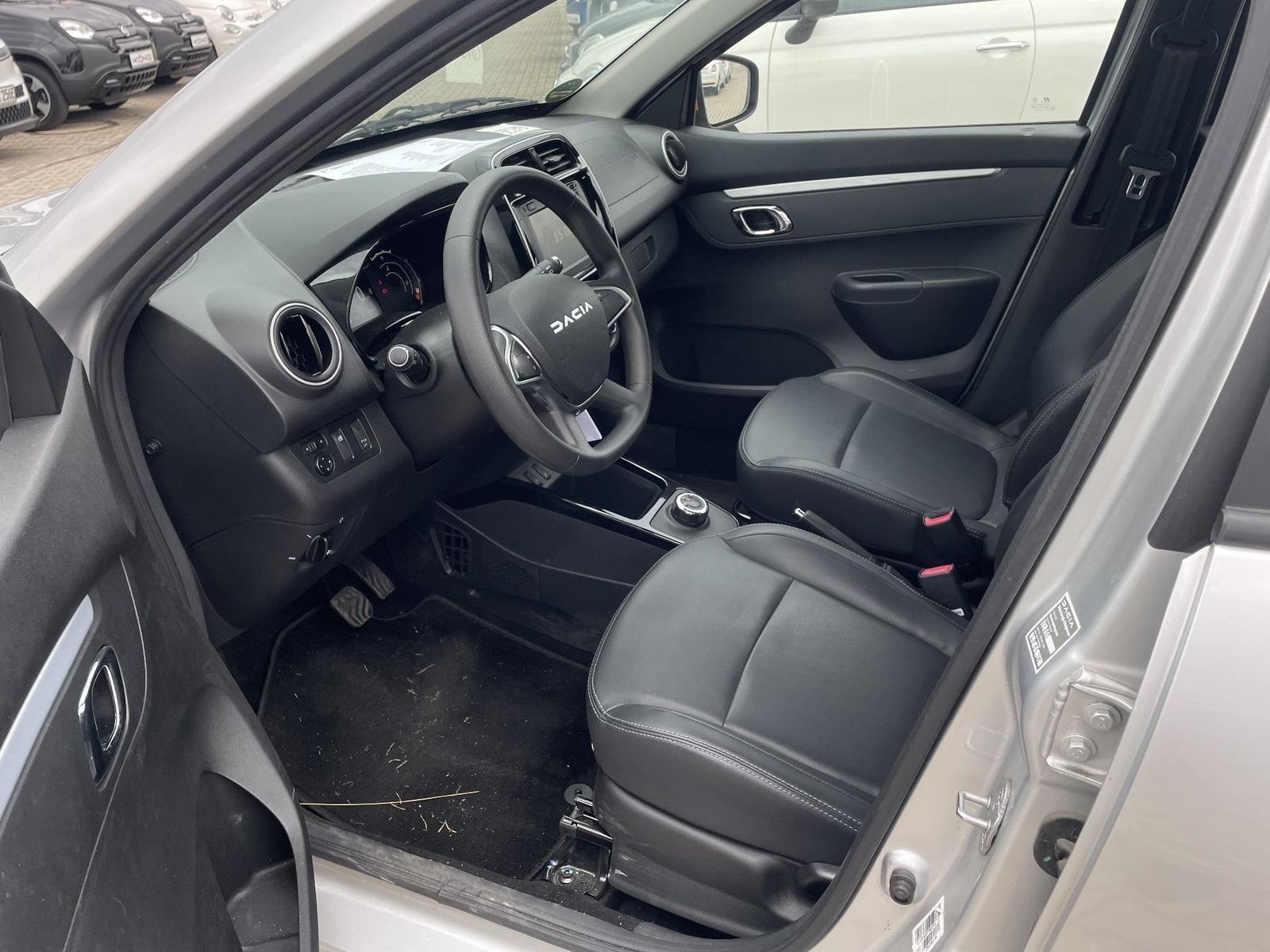 Dacia Spring - Bild 9