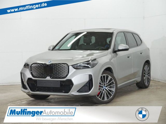 BMW iX1 x30 M Sport Pro HUD ACC PanoD.SuView.AHK 20″