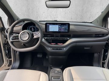 Fiat 500E Giorgio Armani Collector's Edition