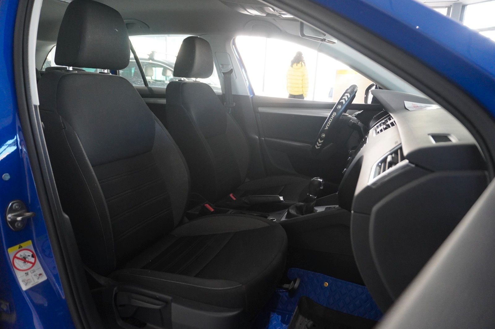 Fahrzeugabbildung SKODA Octavia Combi 1.5 TSI AMBITION 7-DSG LED/SHZ/AHK