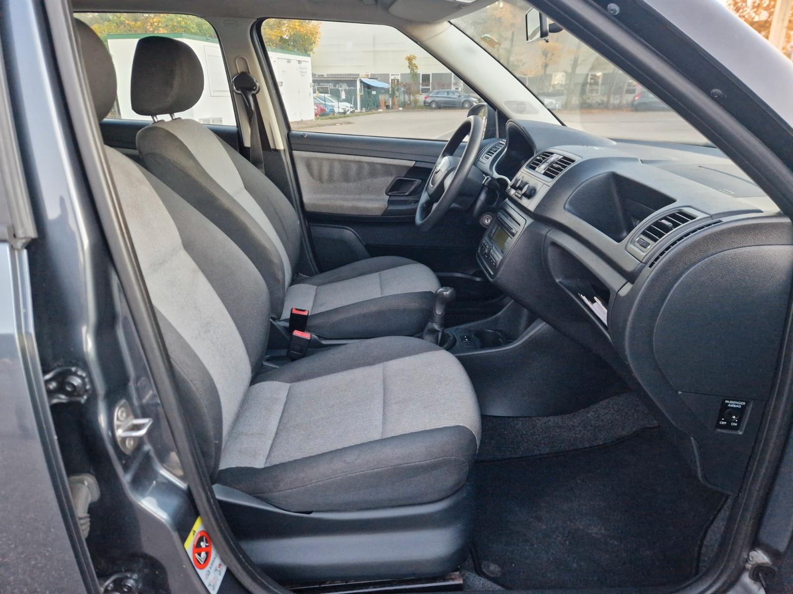 Skoda Fabia 2010 — photo 6