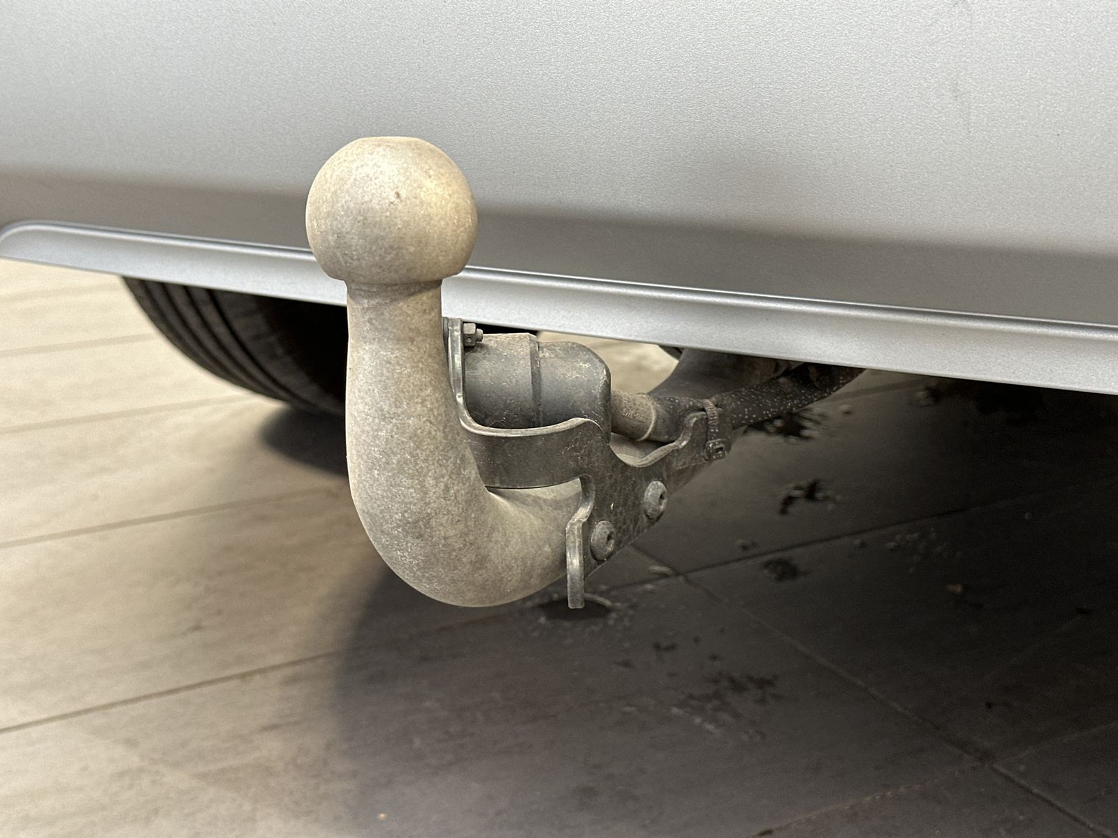 Fahrzeugabbildung Ford Kuga 2.5 PHEV Titanium X NAV+LED+PANO+AHK+B&O+PP