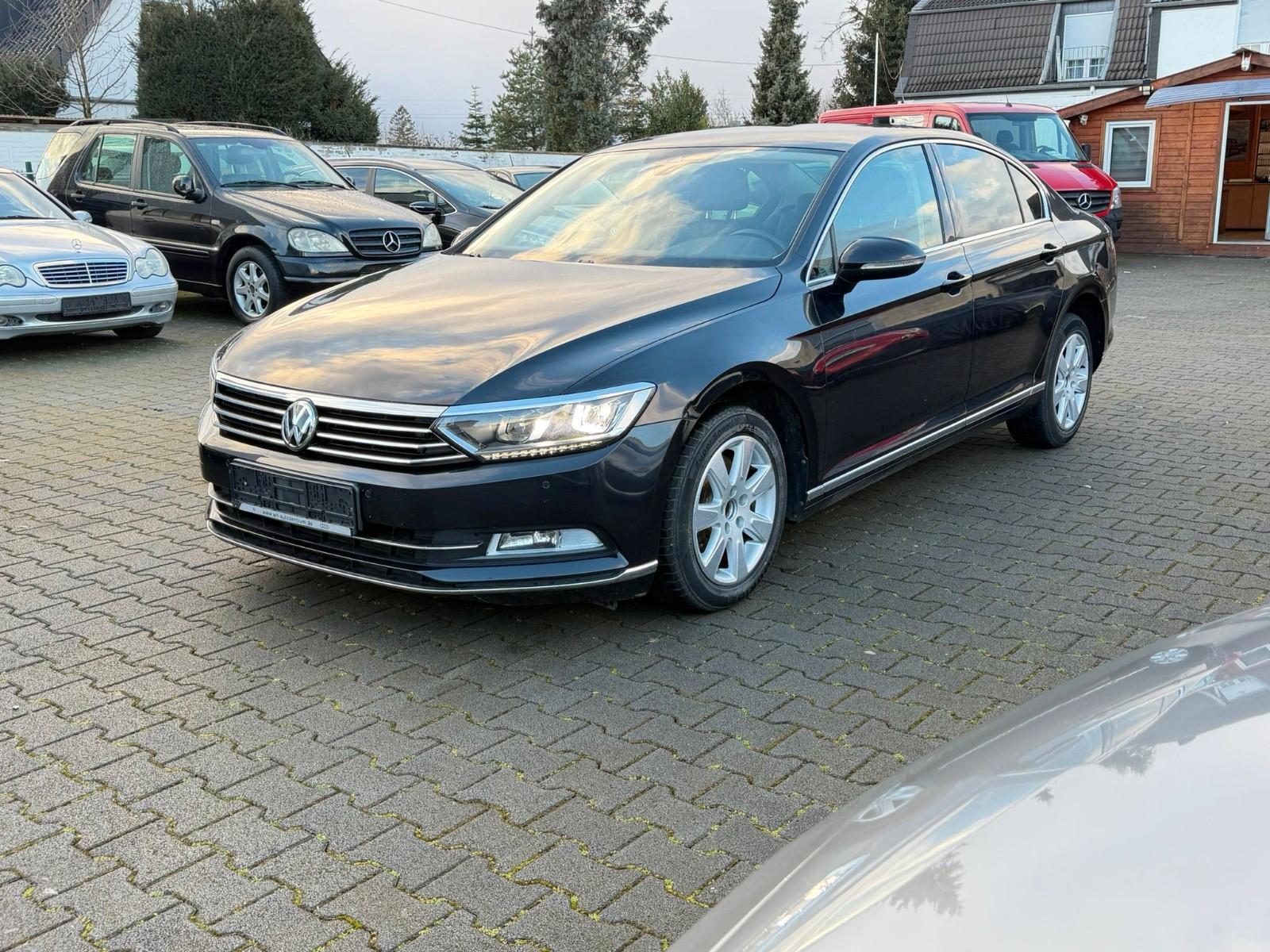 Volkswagen Passat Lim. Highline BMT/Start-Stopp-1-HAND