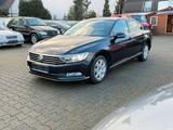 Volkswagen Passat Lim. Highline BMT/Start-Stopp-1-HAND - VW Passat Gebrauchtwagen in Düsseldorf