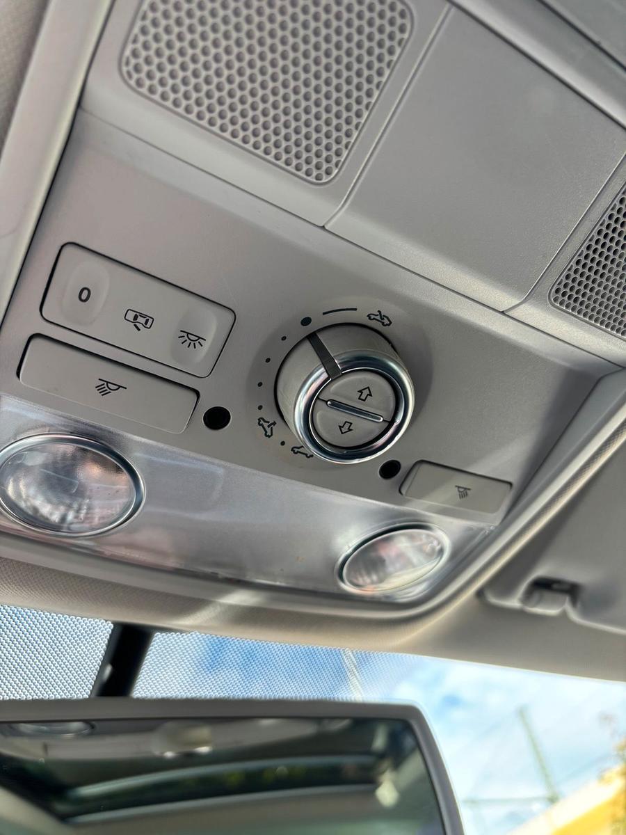 Volkswagen Golf 2012 — photo 11