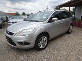 Ford Focus 1,8 Ghia Turnier - Ford Focus aus 2010: Ghia