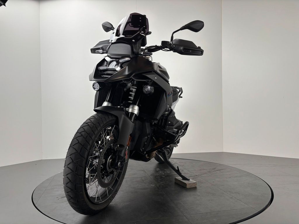 Fahrzeugabbildung BMW R1300 GS *HP-CORSE *VIEL ZUBEHÖR *TOP-ZUSTAND