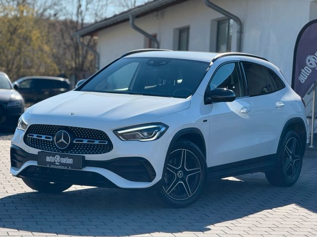 Mercedes-Benz GLA 250 e AMG LINE WIDESCR LED ACC NIGH AMBIENTE