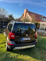 Skoda Yeti 1.4 TSI 110kW DSG 4x4 L&K Outdoor L&K O... - Skoda Yeti: Braun