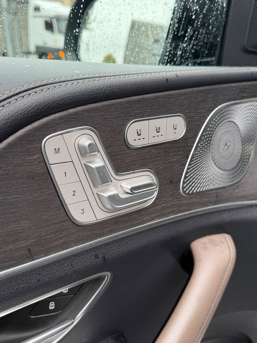 Fahrzeugabbildung Mercedes-Benz GLE 450 AMG Line