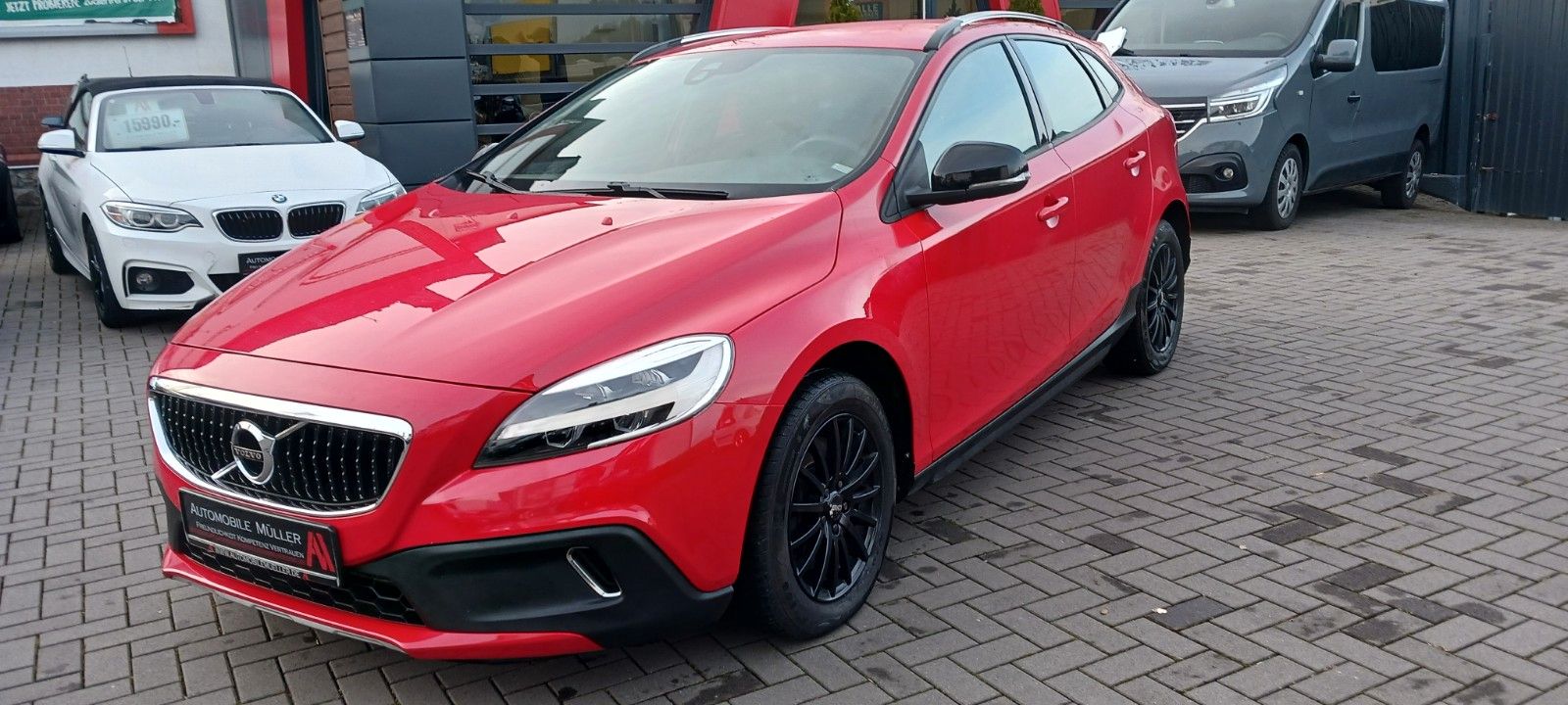 VOLVO V40