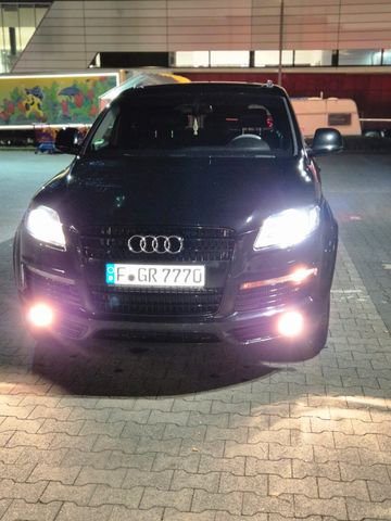 Audi Q7 4.2 TDI 7-Sitze TOP 