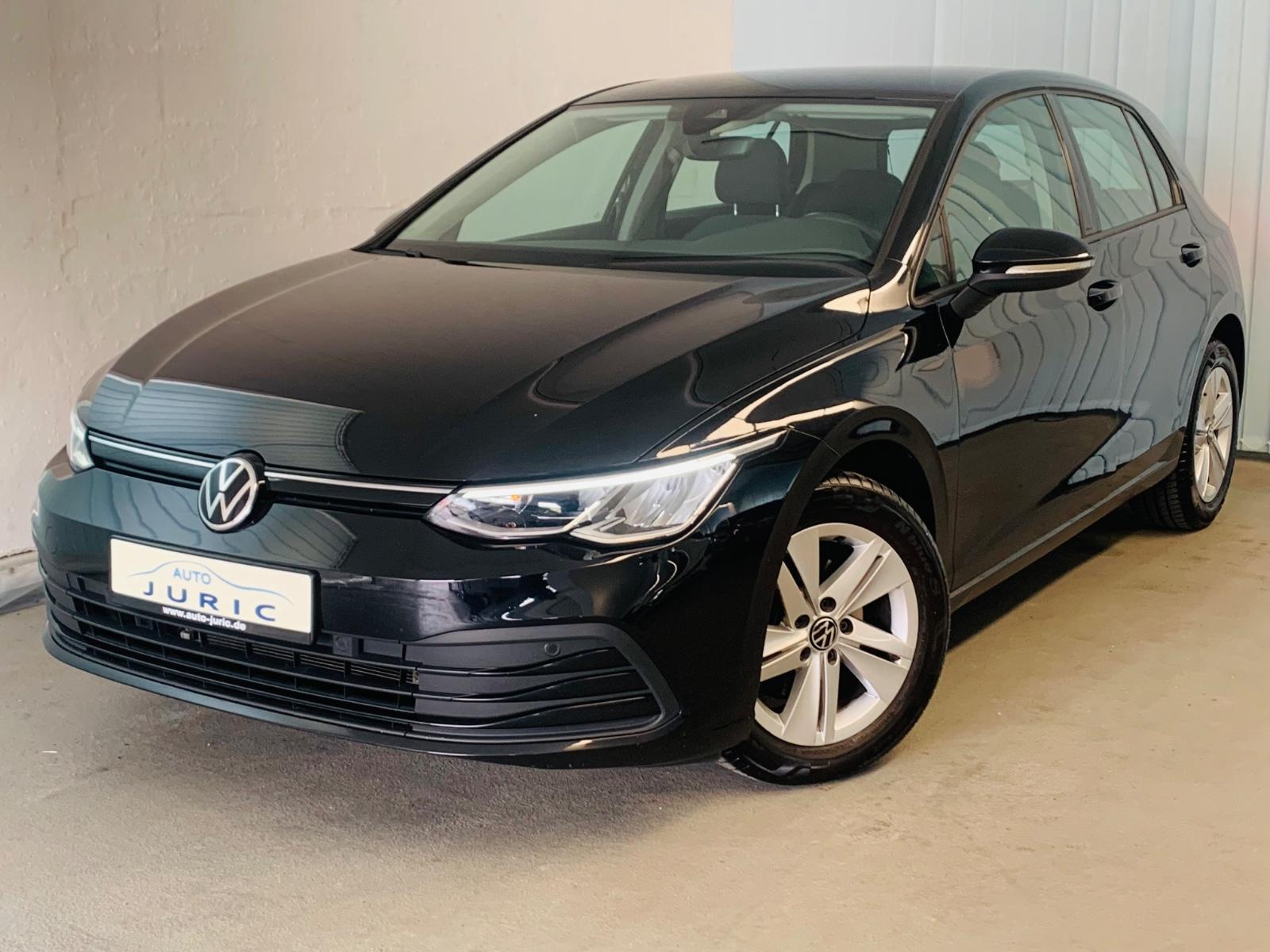Volkswagen Golf VIII Lim. Life°AMBIENT°PDC°NAVI°1.Hd°