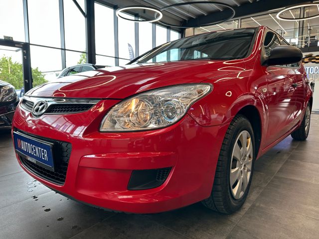 MYAUTOCENTER – Gebraucht- und Jahreswagen mit Werkstattservice in Pfaffenhofen Hyundai i30 *Scheckheft*Klimaanlage*TÜV-NEU*