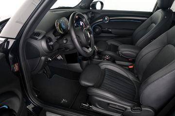 MINI COOPER SE Yours Trim H&K PANO RFK 17" 1.Hand