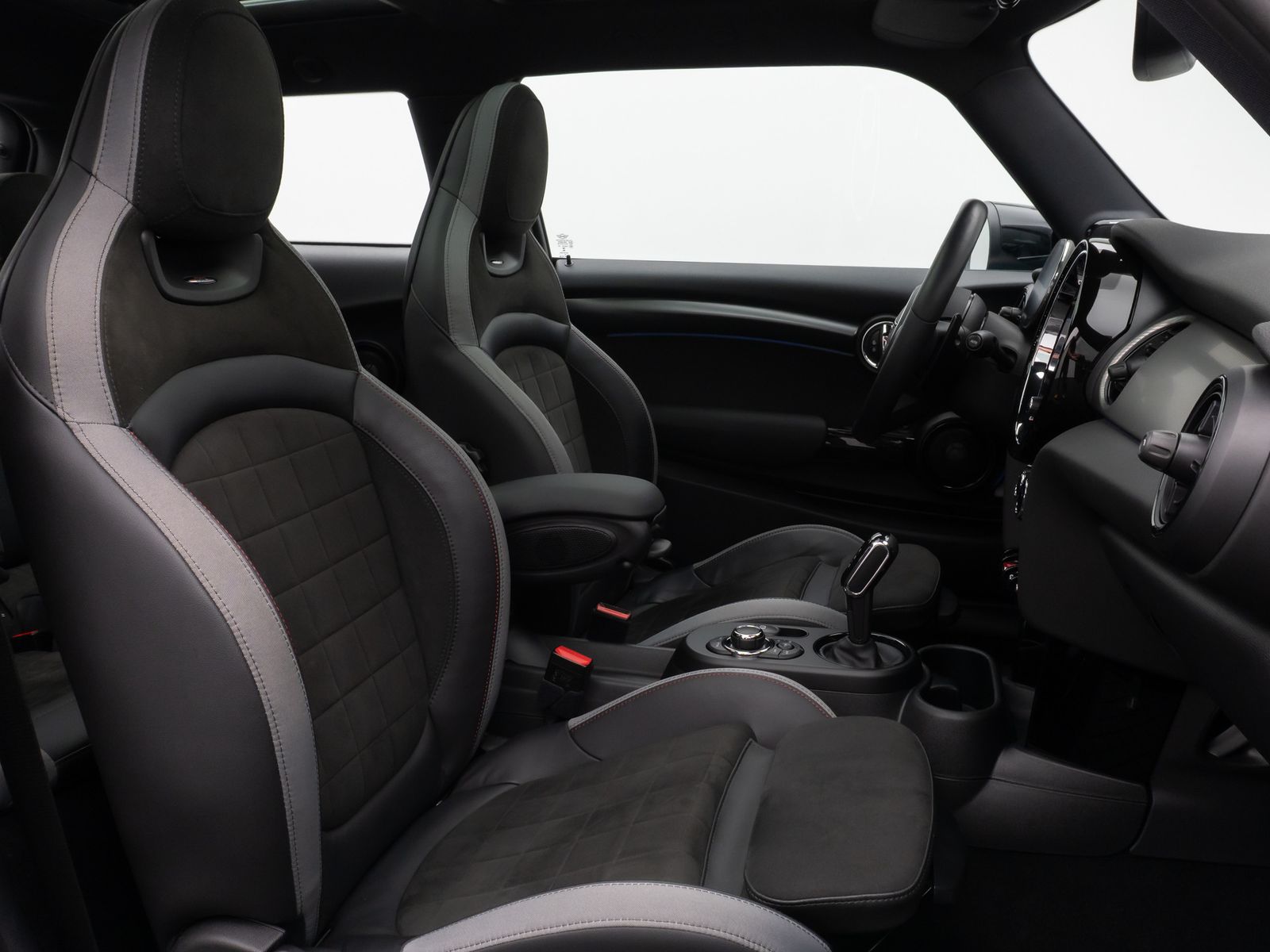 Fahrzeugabbildung MINI John Cooper Works Trim Panorama Kamera HUD H/K