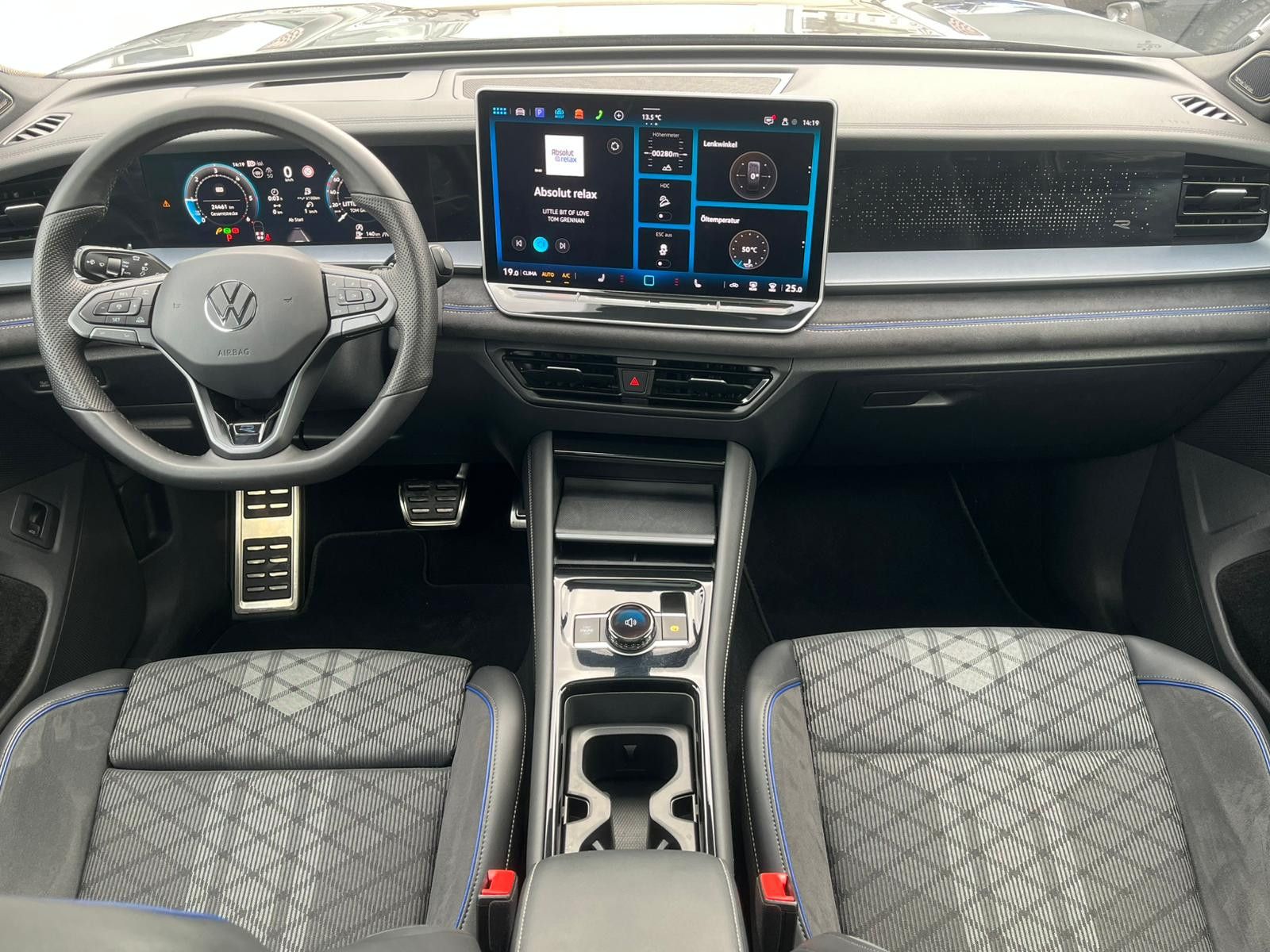 Изображение автомобиля Volkswagen Tayron 2.0 TDI 4M R-Line BLACK*7Si*MATRIX*PANO