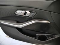 BMW 330 - Vorschau Bild 23