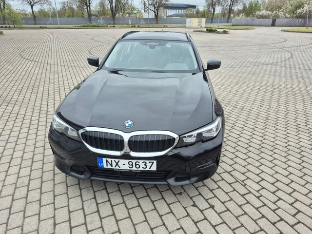BMW 330d Touring Sport Line Automatic Sport Line