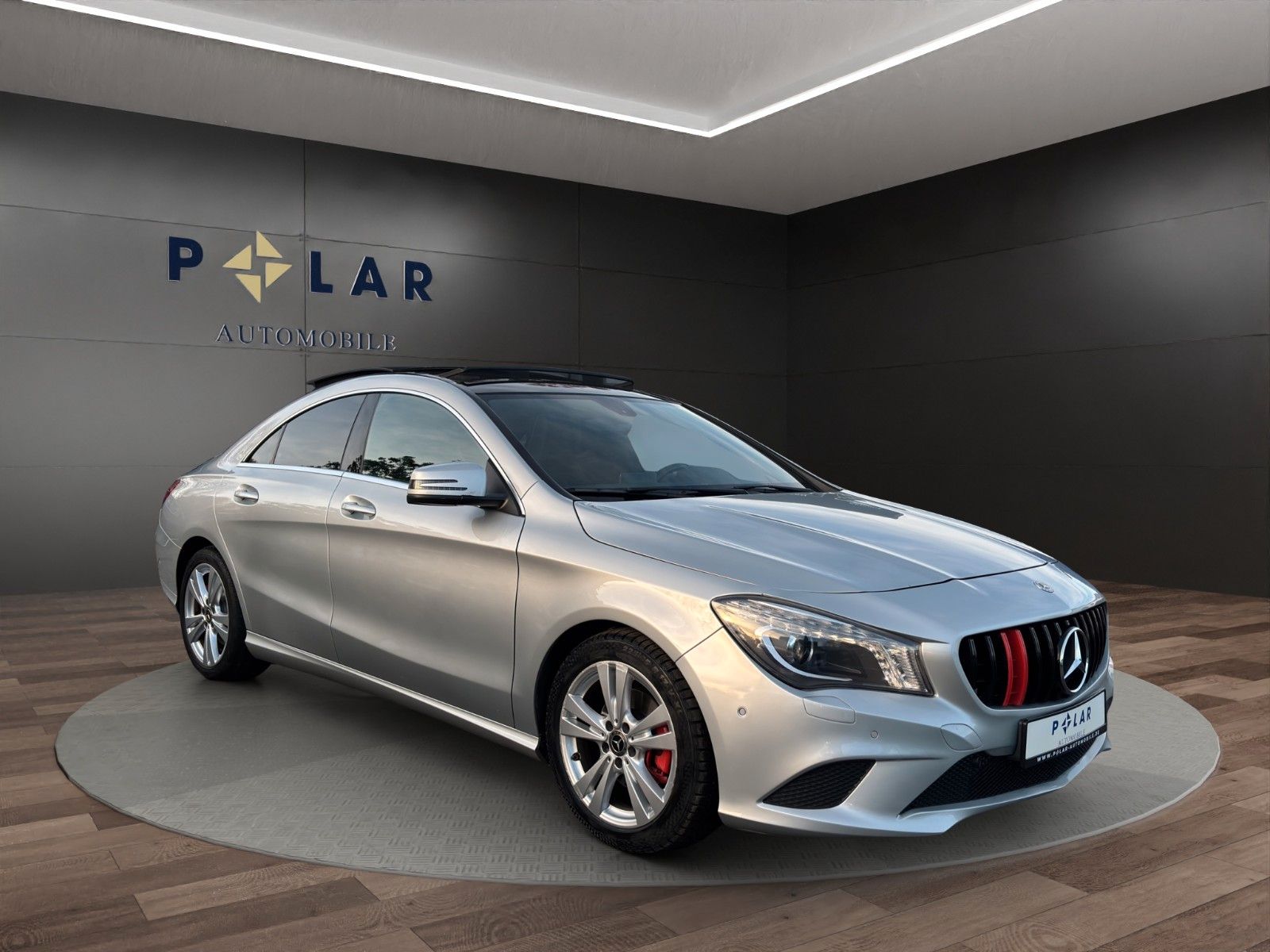 Fahrzeugabbildung Mercedes-Benz CLA 180 *Pano*Automatik*Bi-Xen*Navi*Sitzheizung