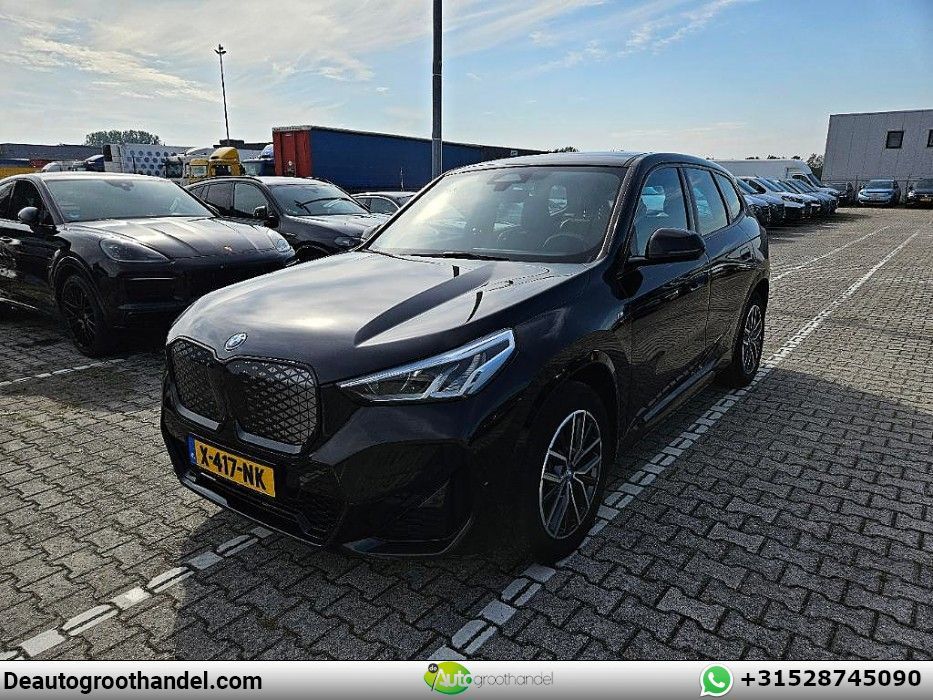 BMW iX1 eDrive20 67 kWh M Sport