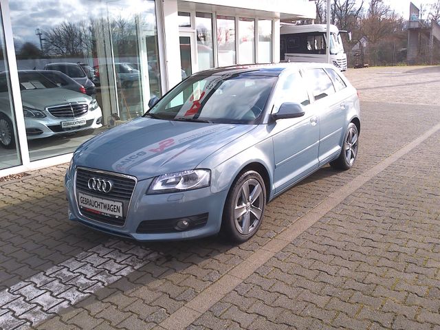 Audi A3 1.4 TFSI  Sportback Leder/Navi/Panorama/Alu