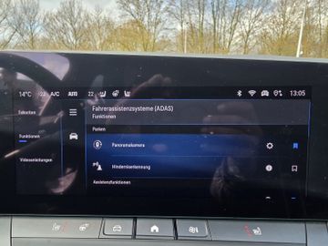 Bild 14 Opel Astra GS ST NAVI/SHZ+LHZ/PDC vo+hi+360Cam/LED