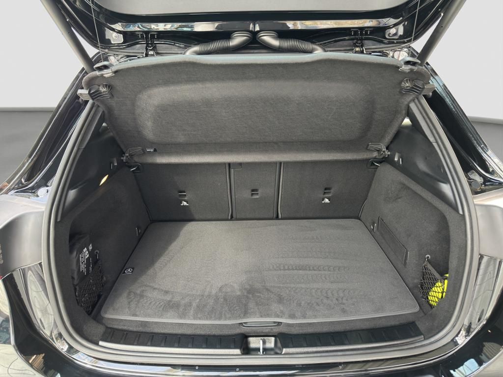 Fahrzeugabbildung Mercedes-Benz GLA 200 d LED*ParkAss*SpurH*el.Heck*PDC*RFK*AHK