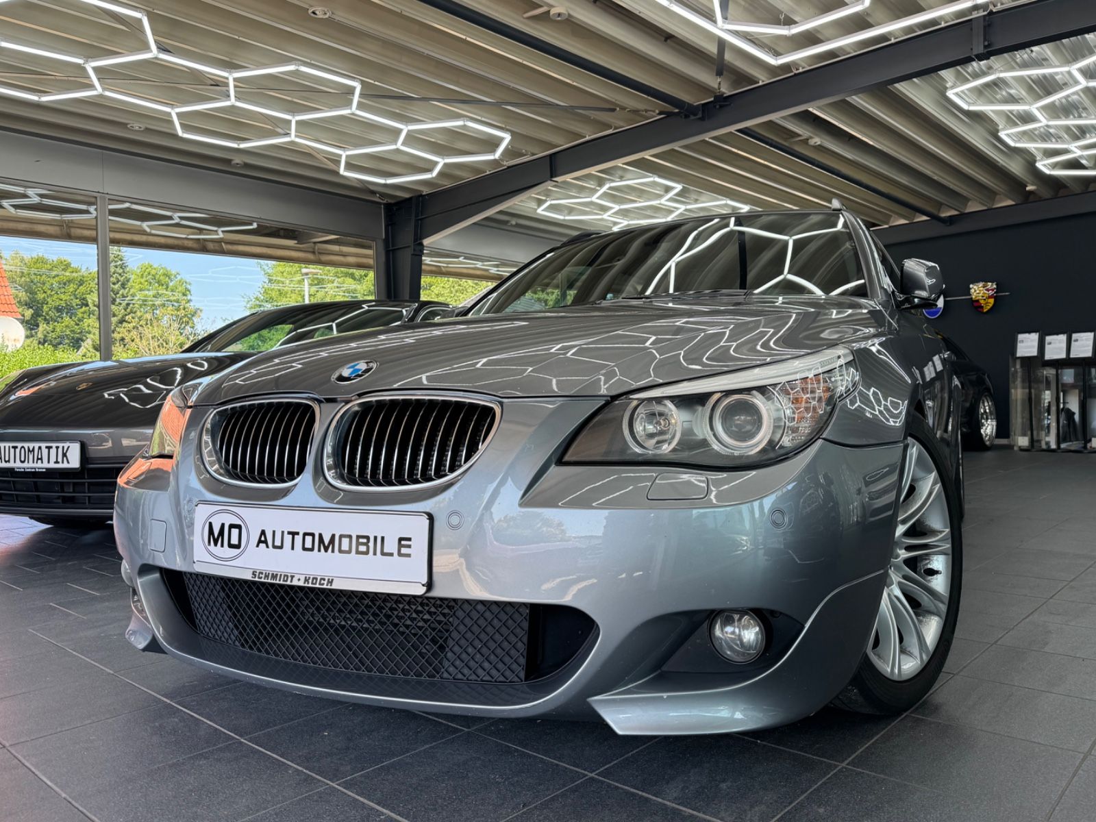 BMW BMW 525d Touring  Edition Sport*M-Paket*PANO*LEDER