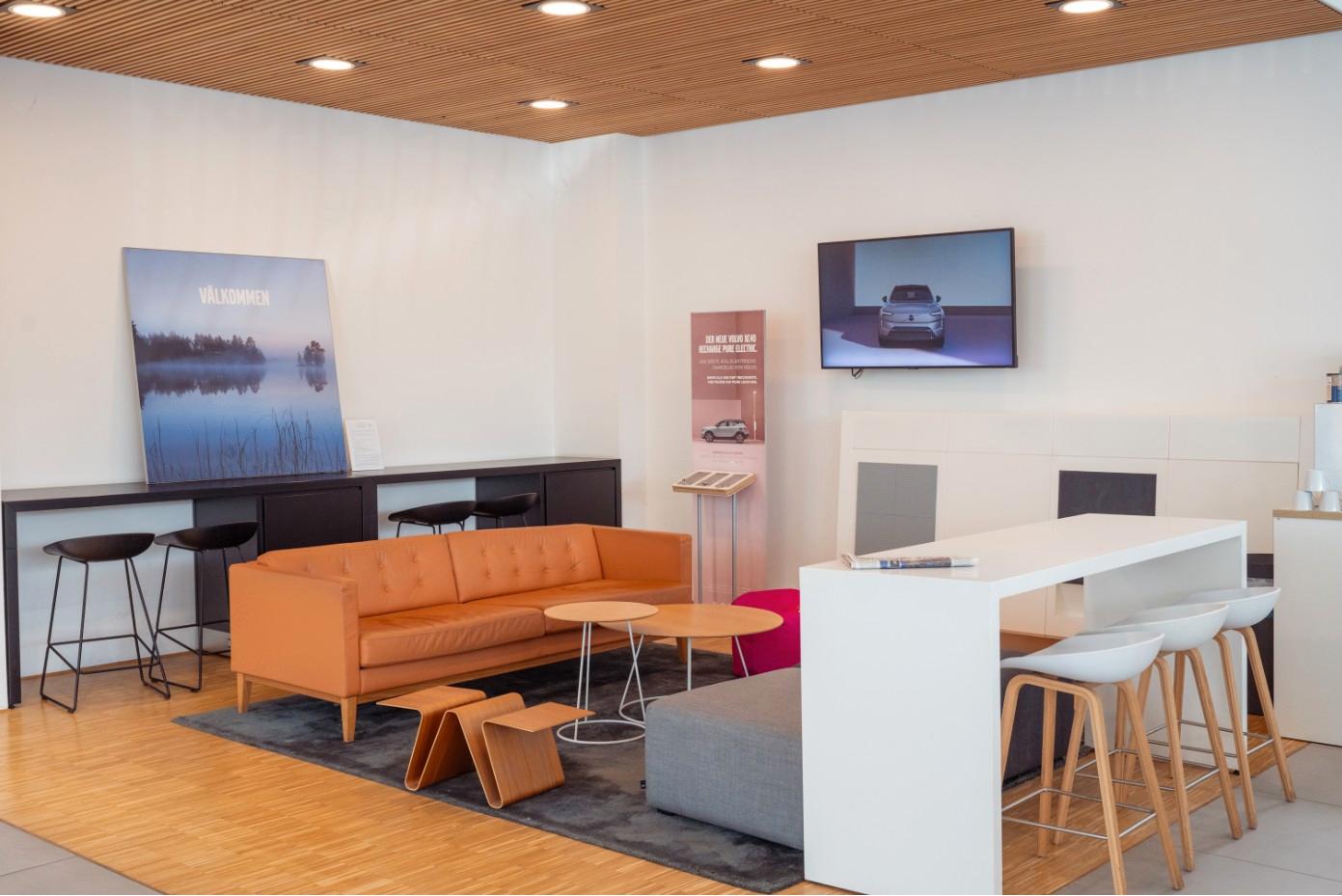 showroom-image-bottom