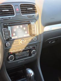 Volkswagen Golf - 11