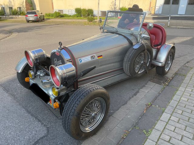 Bugatti And BUGATTI REPLICA OLDTIMER SAMMLERFAHRZEUG