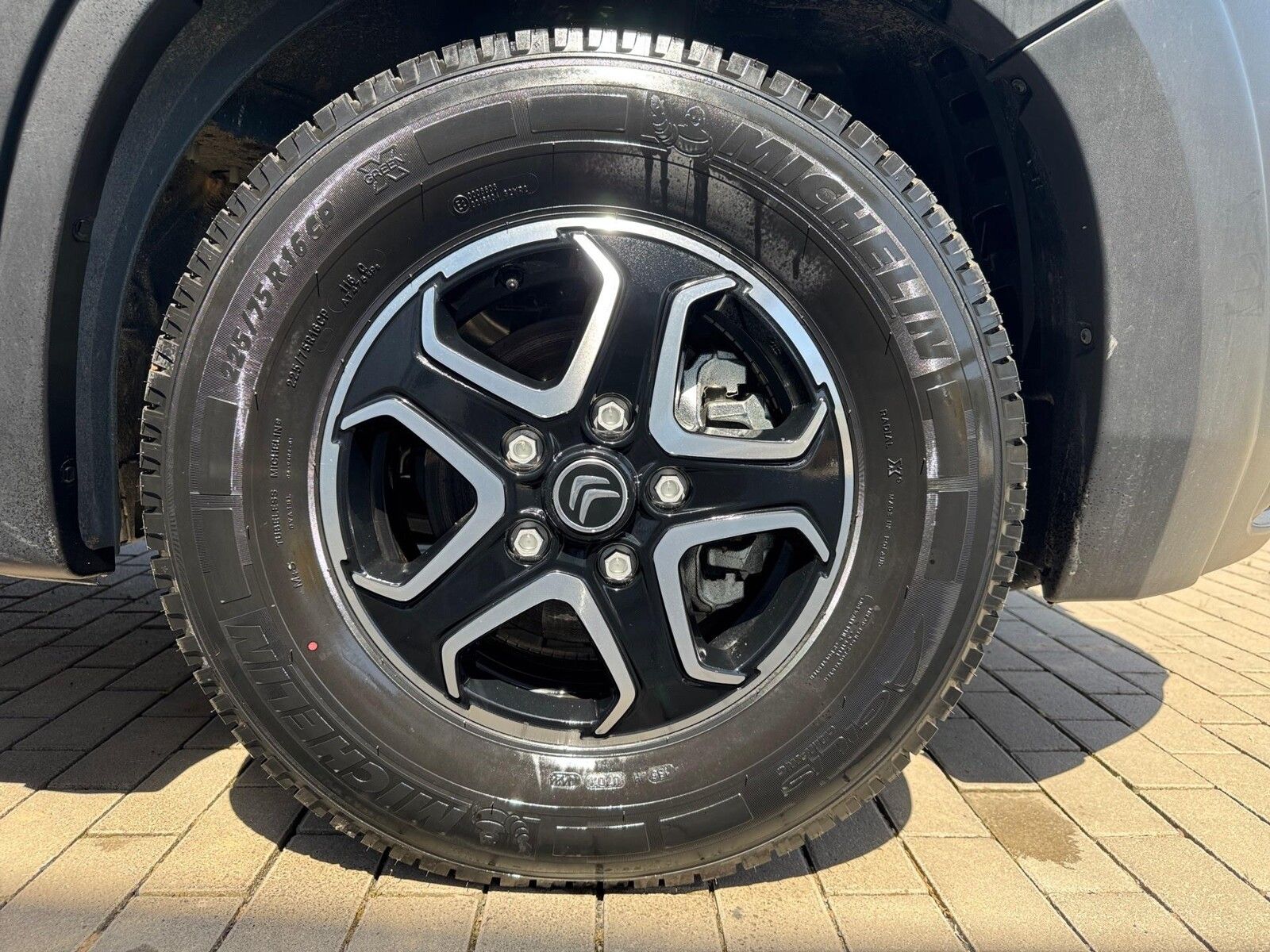 Fahrzeugabbildung Clever Runner Citroen 165 PS 6000 Euro geschenkt