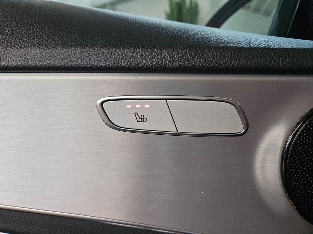 Fahrzeugabbildung Mercedes-Benz C 200 T Avantg. Night Pano LED Navi SHZ Ambie.
