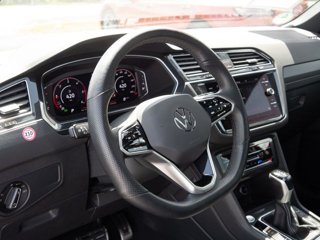 Tiguan 2.0 TDI R-Line 4M. MATRIX PANO LEDER