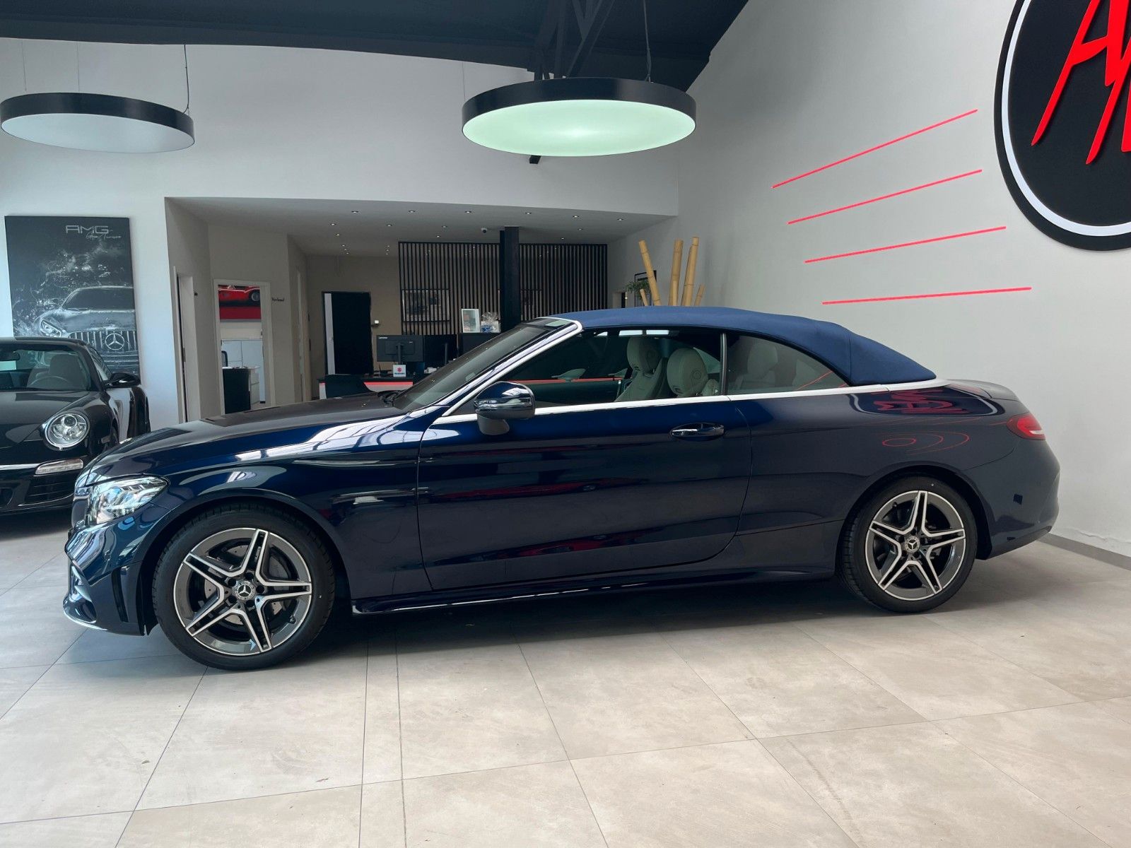 Fahrzeugabbildung Mercedes-Benz C 200 Cabrio AMG-Line*Airscarf*Park-Paket*