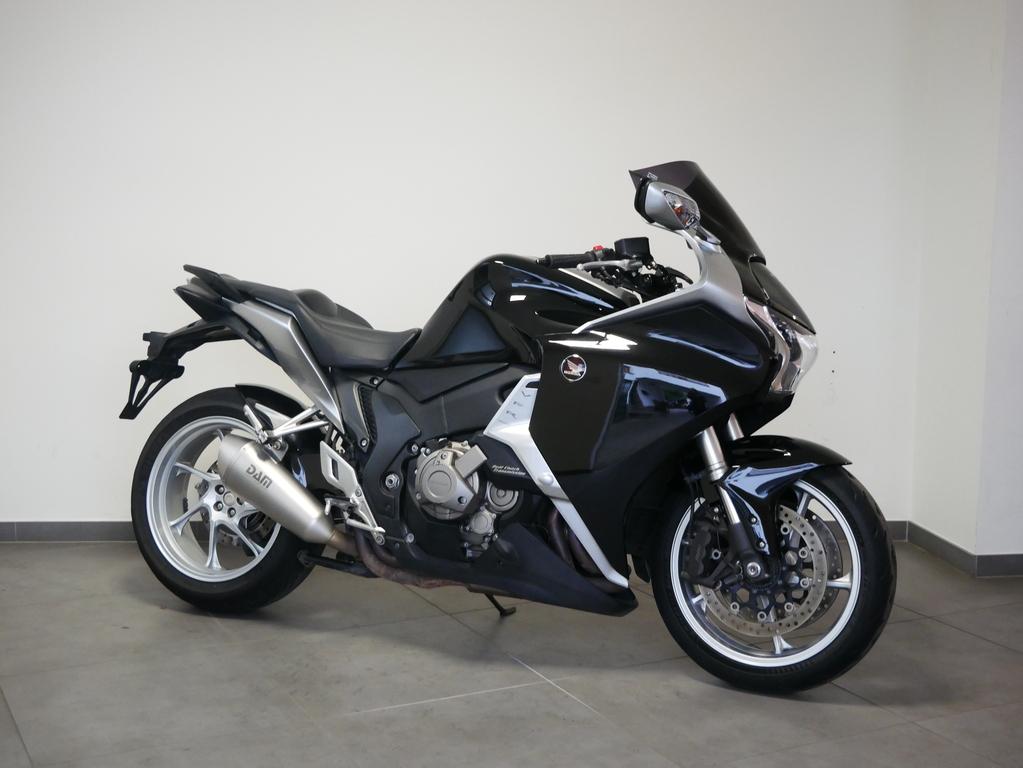 Honda VFR1200F DCT DAM Auspuff